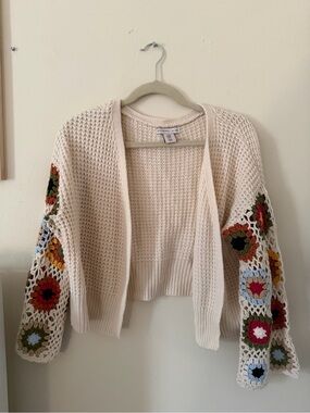 Sincerly Jules Cream V-Neck Cardigan with Multicolor Crochet Sleeves